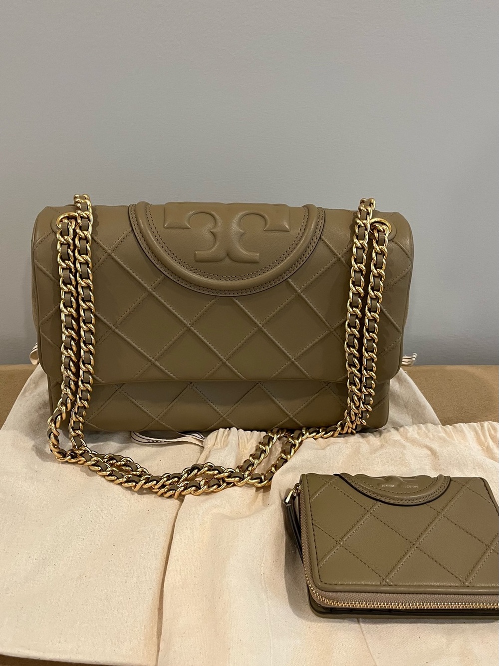 Tory Burch Pebble Stone Quilted Leather Shoulder Bag with Gold Chain